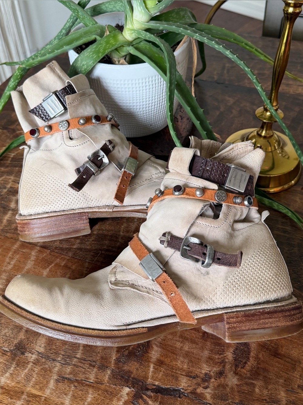 A.S.98 Cream Beige Distressed Leather Ankle Boots w/ Metal & Leather Straps 41